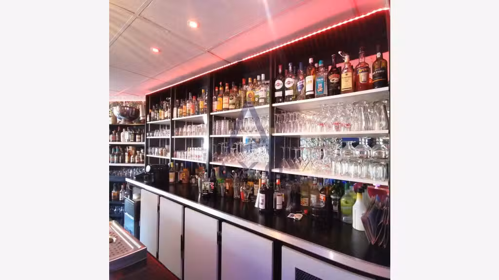 AV bar cocktails tapas Saint Sulpice de Faleyrens