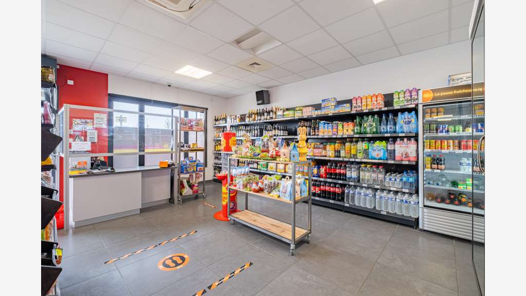 A vendre épicerie et bar tabac à Saint Viaud