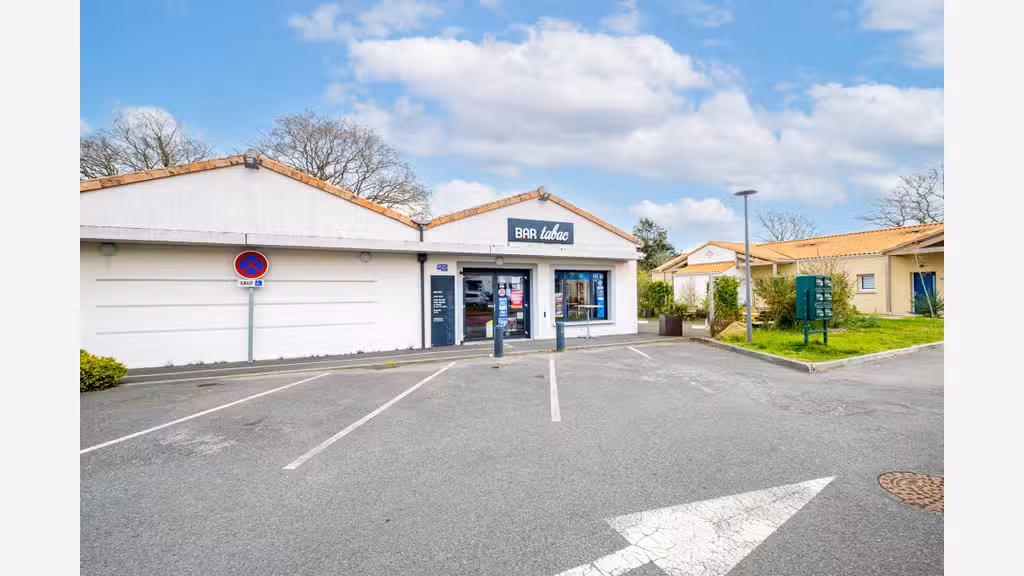 A vendre épicerie et bar tabac à Saint Viaud