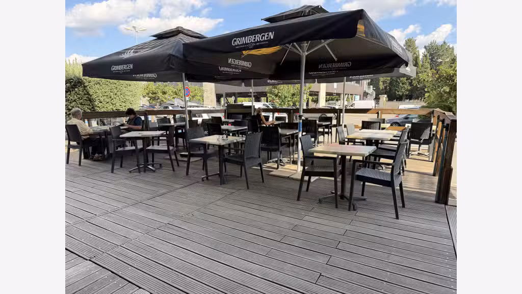 AV brasserie caractère visibilité remarquable 30