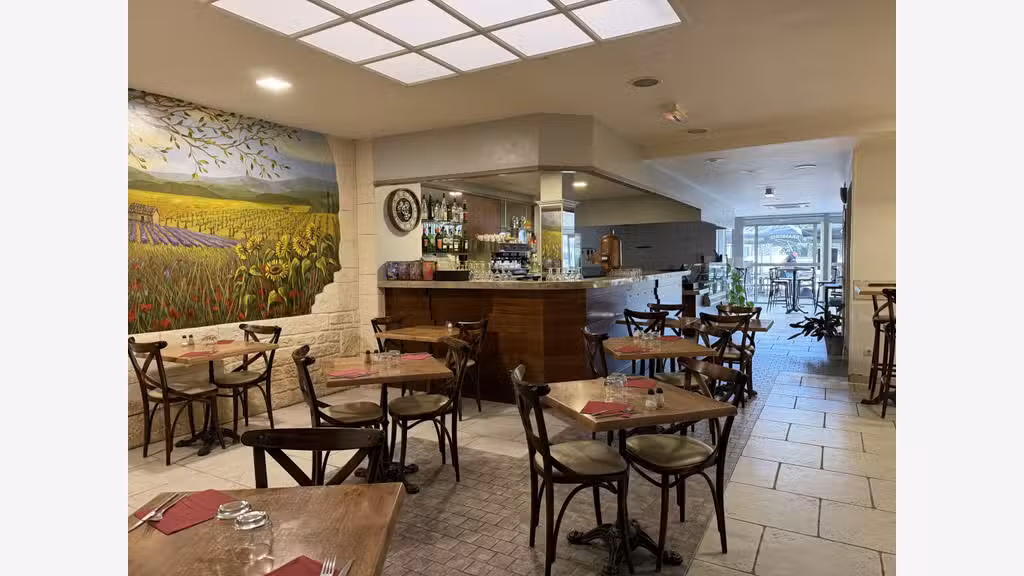 AV brasserie caractère visibilité remarquable 30