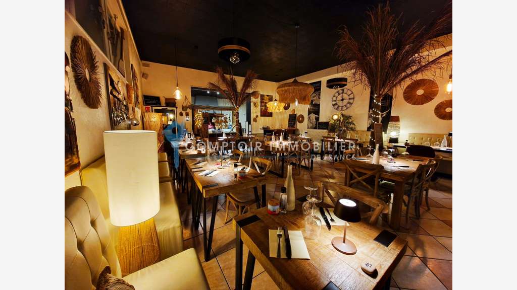 AV restaurant lic IV empl d'exception St Affrique