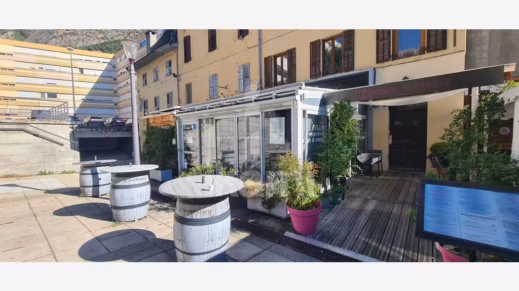 Vente FDC restauration à Saint-Jean-de-Maurienne