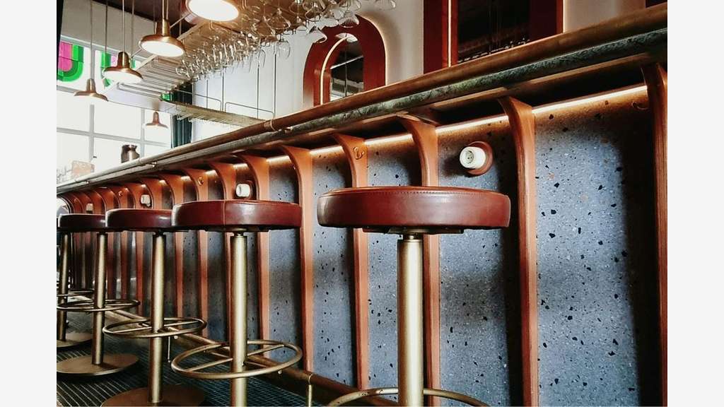 Vente bar brasserie restaurant FDJ PMU en angle