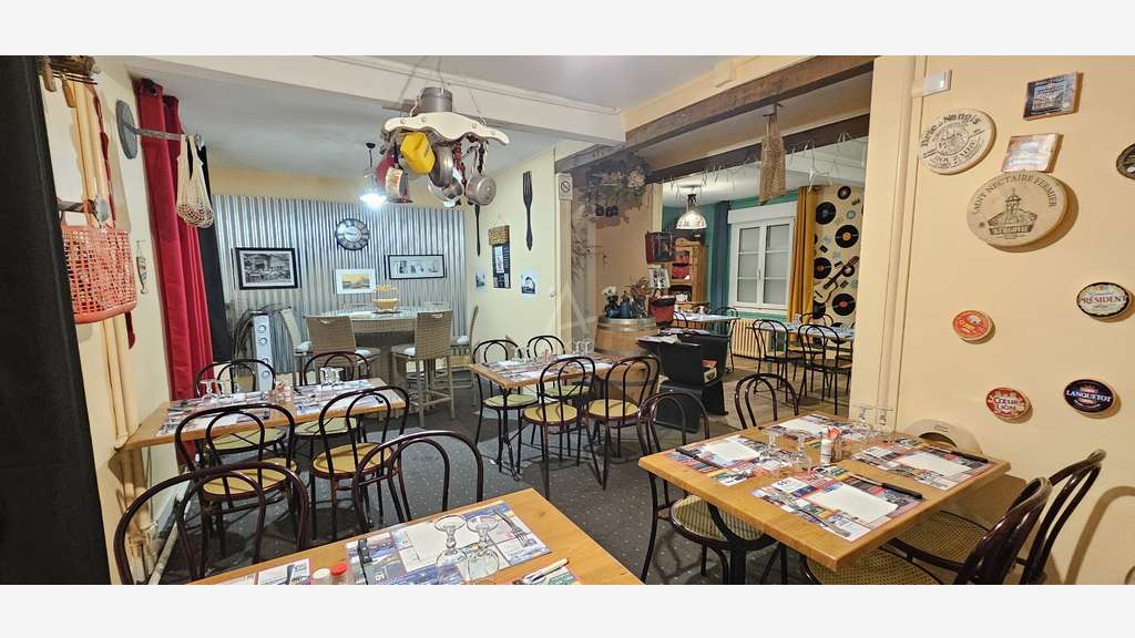 A vendre bar licence 4 restaurant à Thiberville