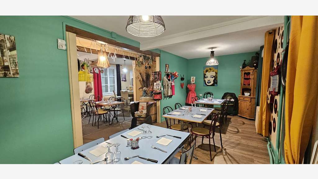 A vendre bar licence 4 restaurant à Thiberville