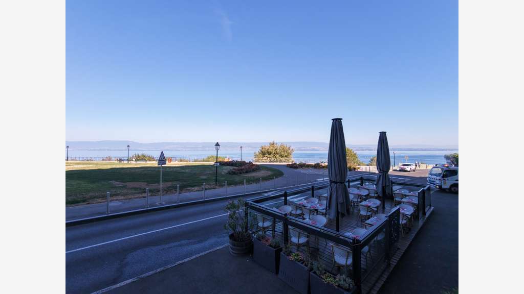 Cède unique restaurant à Thonon les Bains centre