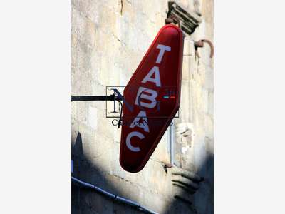 AV murs et fonds bar tabac jeu Loto Pays de Vannes