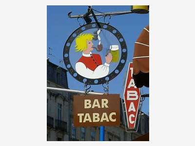 AV bar Tabac FDJ brasserie dans village dynamique