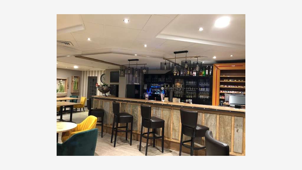 Vente bar brasserie tabac FDJ meublées à Vire