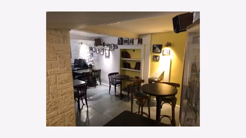 Vente bar de soirée empl N°1 dans rue passante 21