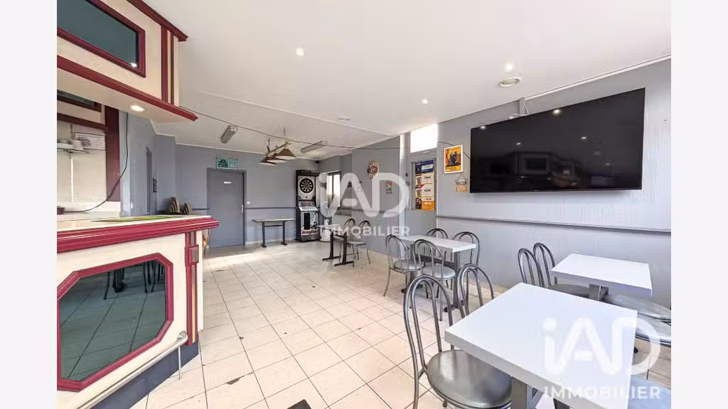 Vente bar et salle de réception à Harnes