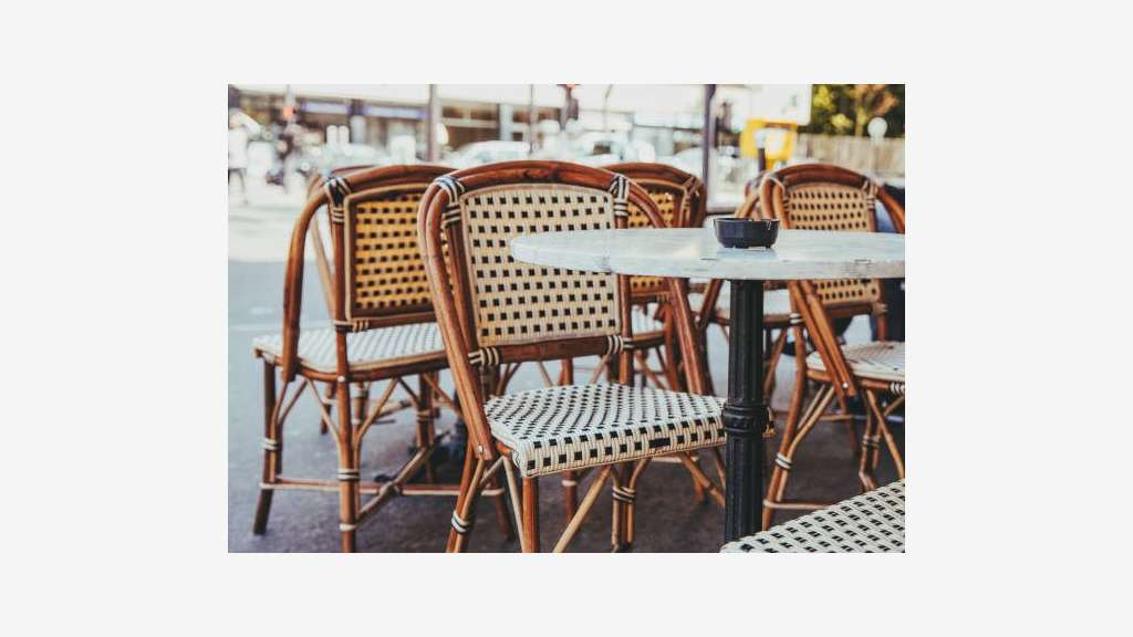 Vend bar restaurant licence 4 & extraction Vienne