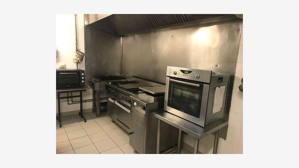 A vendre bar restaurant murs+fonds à Pontcarré