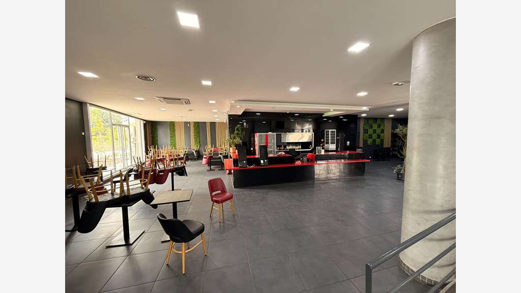 Vente FDC restauration à Noisy Le Grand 
