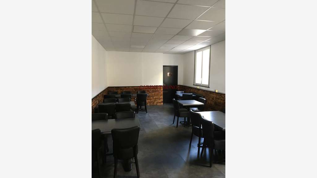 Vente bar restaurant rénové à Nogent l'Abbesse