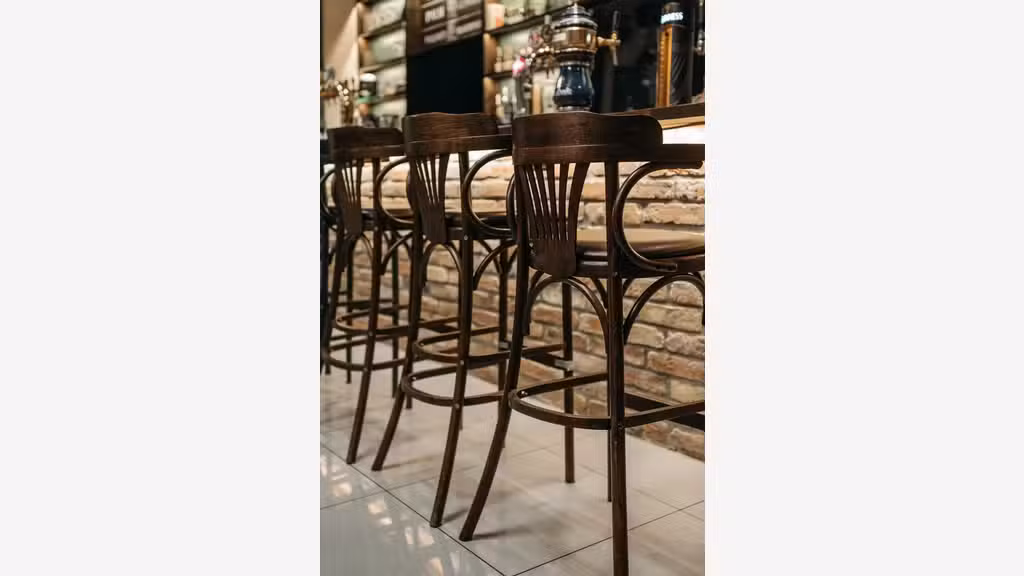 Vente bar snack lic 4 empl privilégié dans le Gard