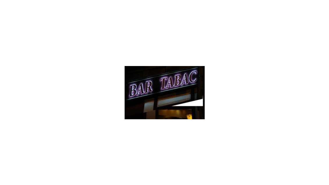 Vente bar tabac appartement ville balnéaire 06