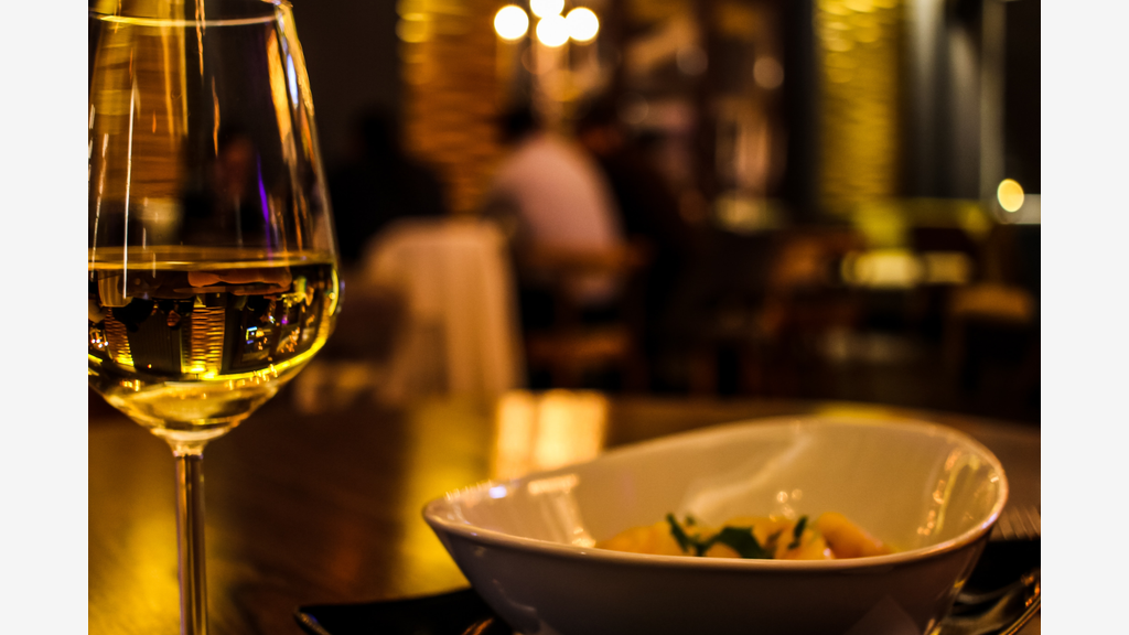 Vente cave à vins bières épicerie à Nanterre