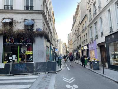 Vente bar à vins 50 cvts Sentier - Bonne Nouvelle