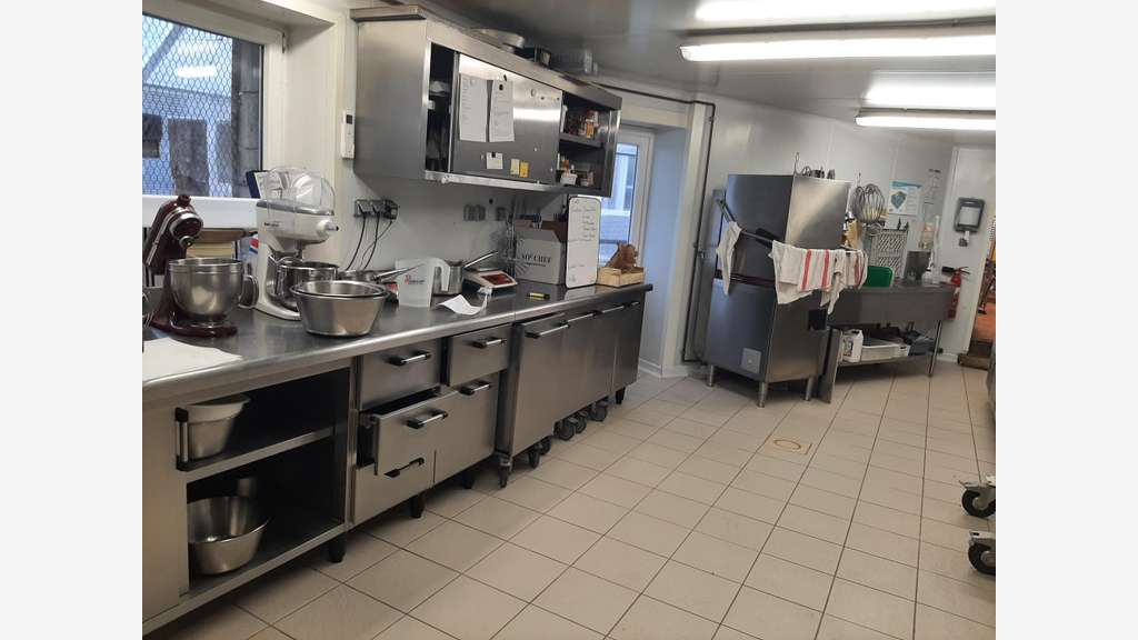 AV belle boulangerie au cœur du village Dordogne