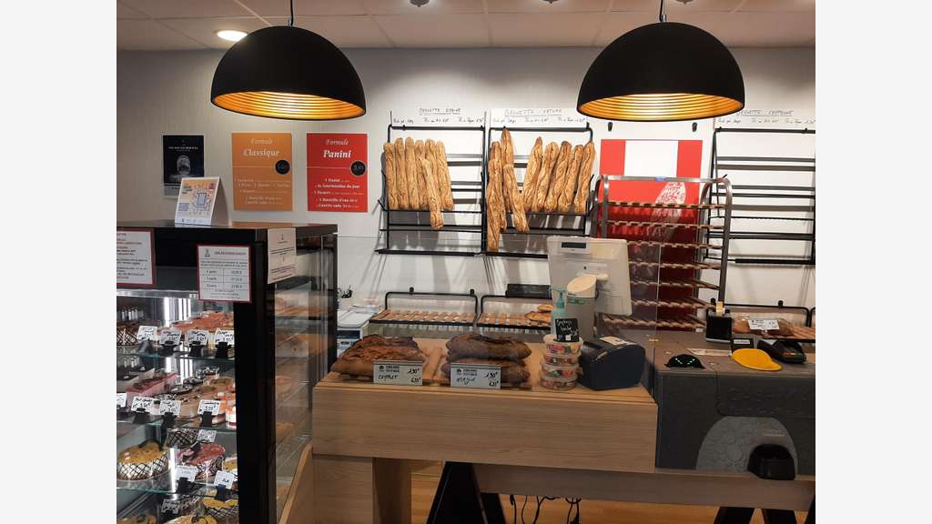 AV belle boulangerie au cœur du village Dordogne