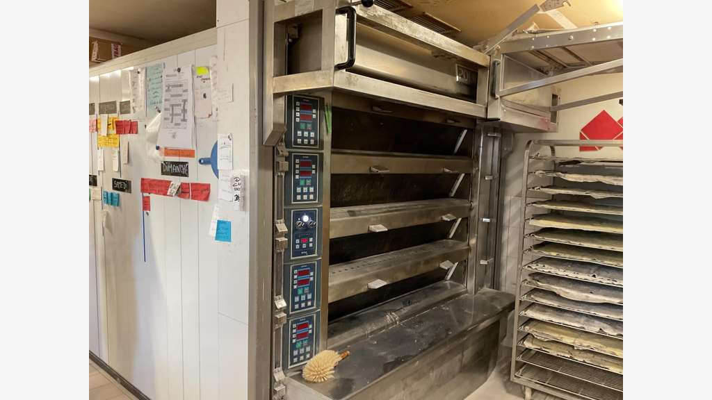 A vendre belle boulangerie avec grand parking Gers