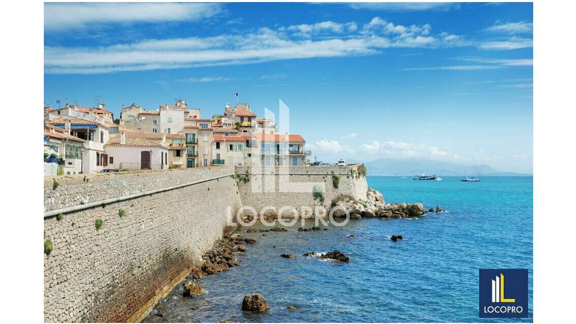 Vente belle brasserie licence IV en centre Cannes