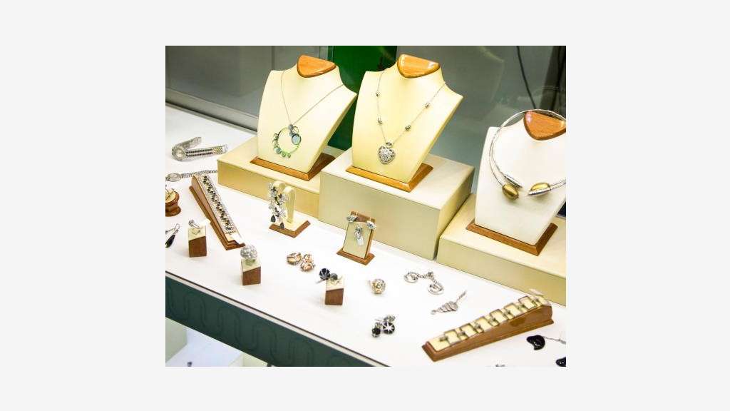 Vente bijouterie/horlogerie Calvados eber 307k€