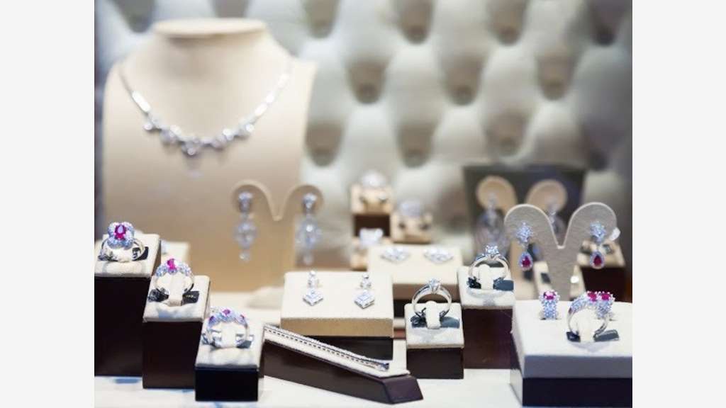 Vente atelier bijouterie joaillerie à Paris 75003