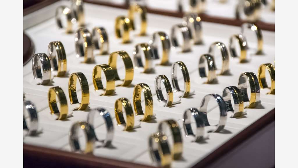 Vente bijouterie en galerie marchande St Grégoire