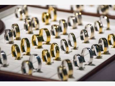 Vente bijouterie en galerie marchande St Grégoire