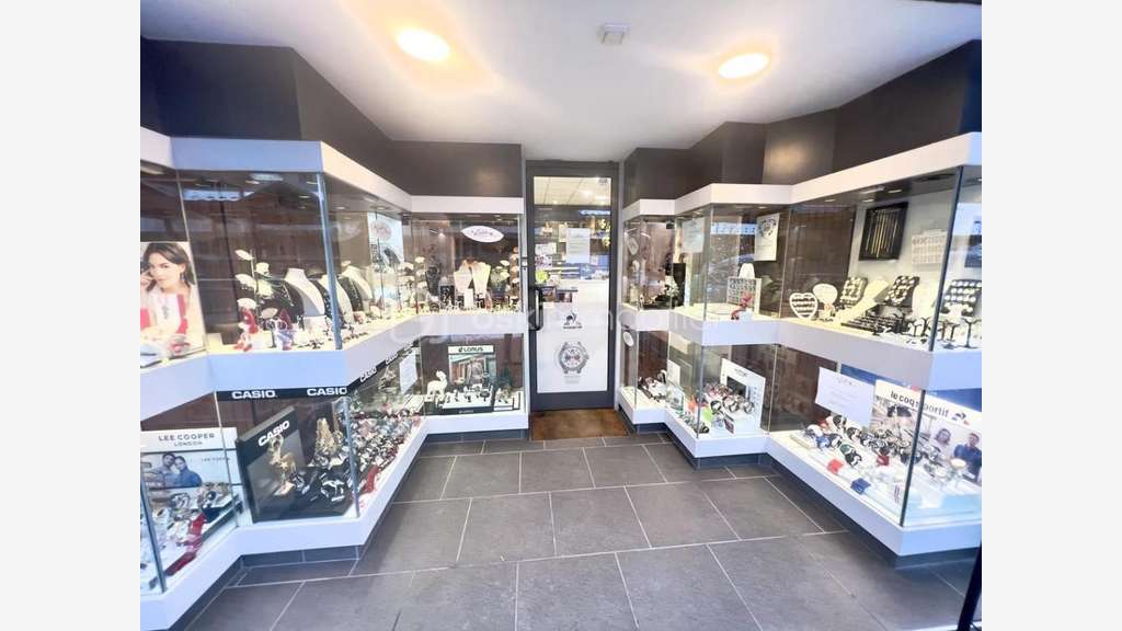 Vente FDC bijouterie-horlogerie bel empl à Modane