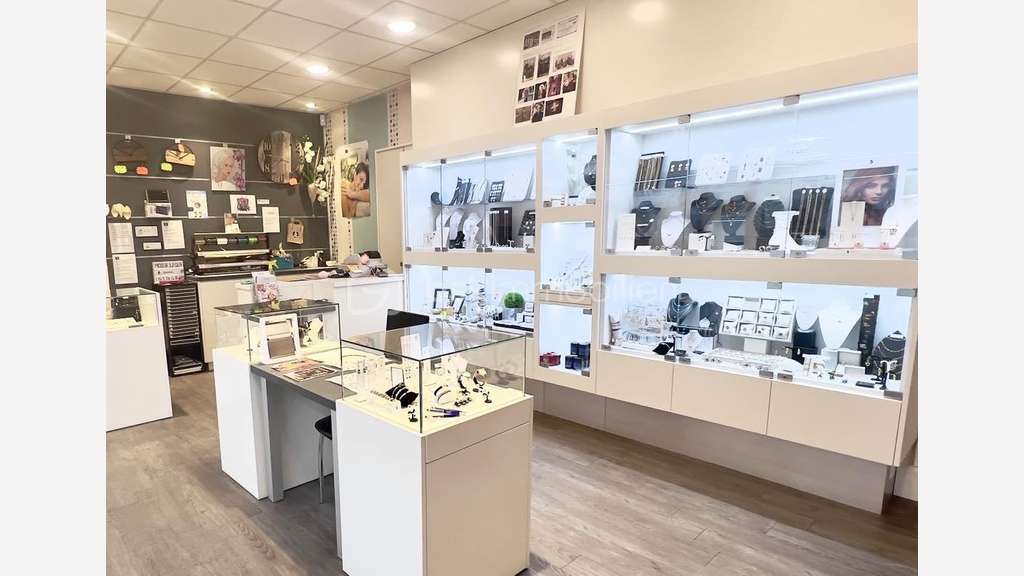 Vente FDC bijouterie-horlogerie bel empl à Modane