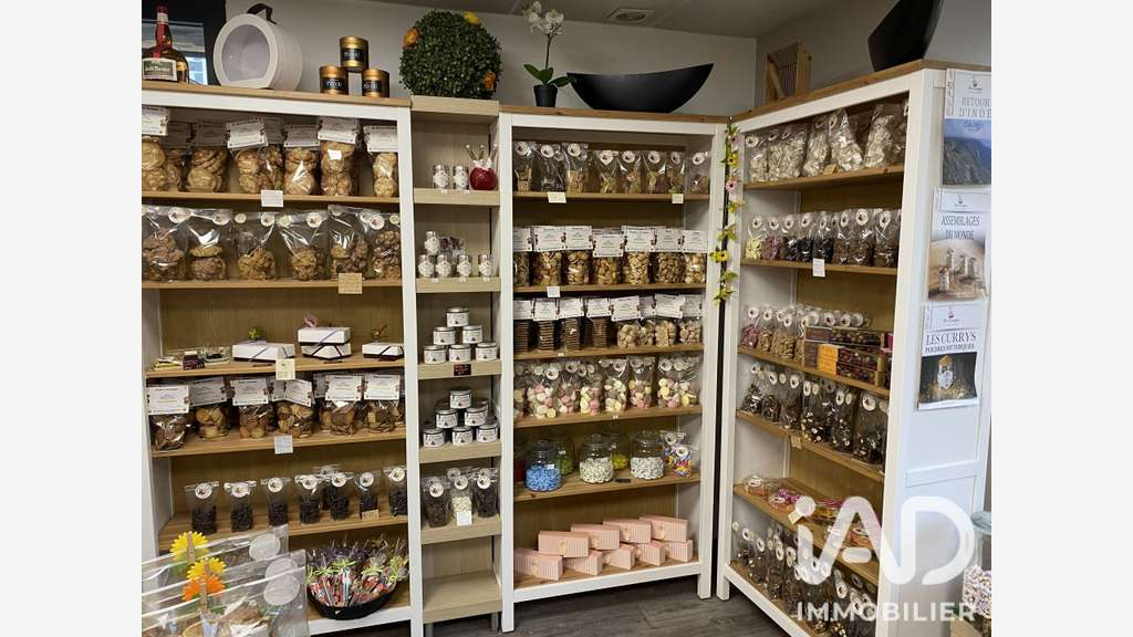 Vente biscuiterie pâtisserie à Pontaumur