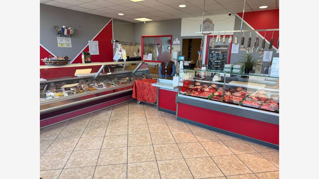 Cède charcuterie traiteur avec laboratoire dans 47