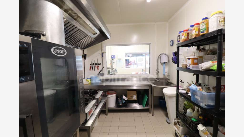 AV boucherie charcuterie à Nîmes ouest (30000) 