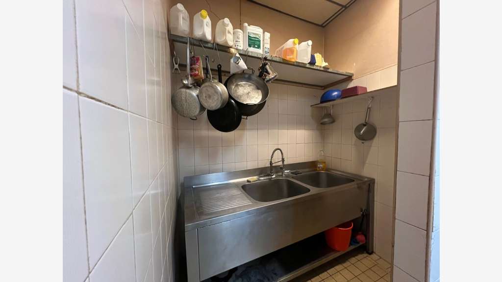Vente boucherie de 70m² avec terrasse à Olargues