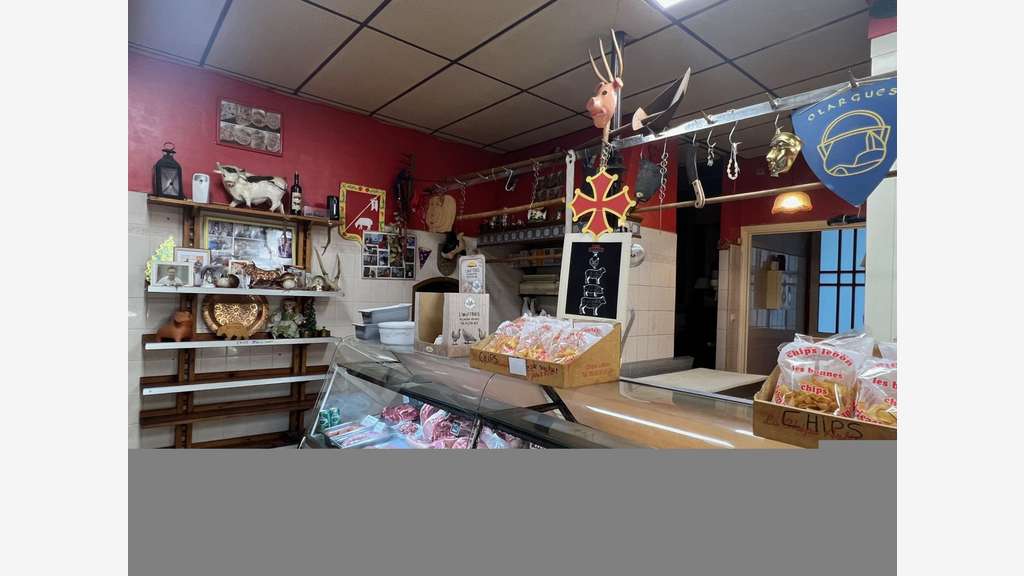 Vente boucherie de 70m² avec terrasse à Olargues
