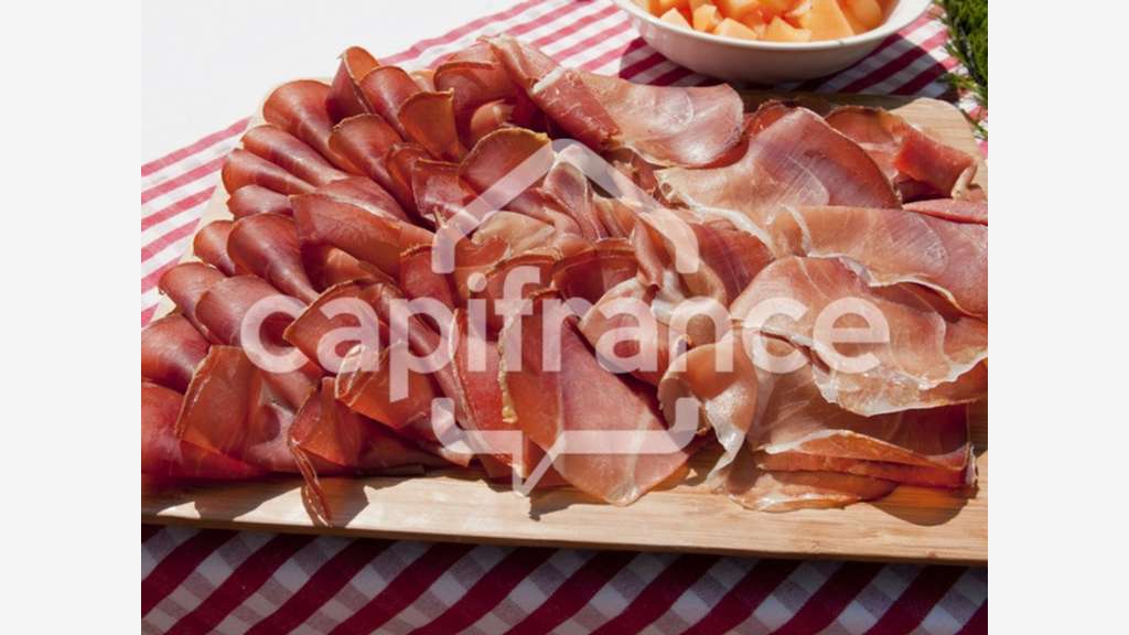 Vente FDC boucherie charcuterie en ZFRR Saintes
