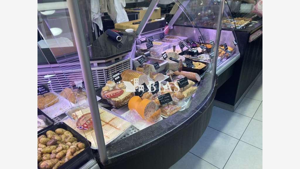Vend boucherie rôtisserie rue pietonne dept 92