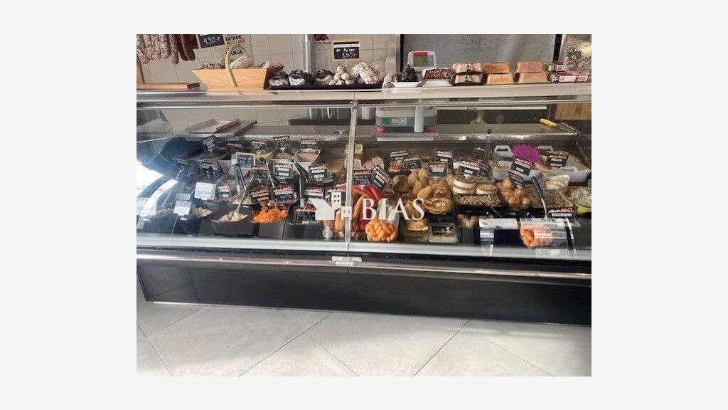 Vente boucherie traiteur d'angle 93