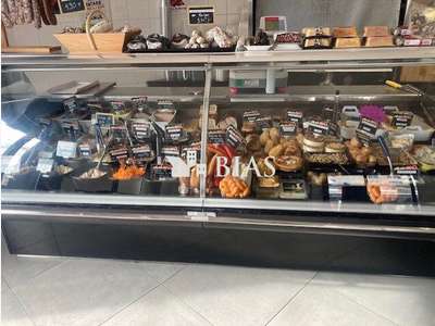 Vente boucherie traiteur d'angle 93