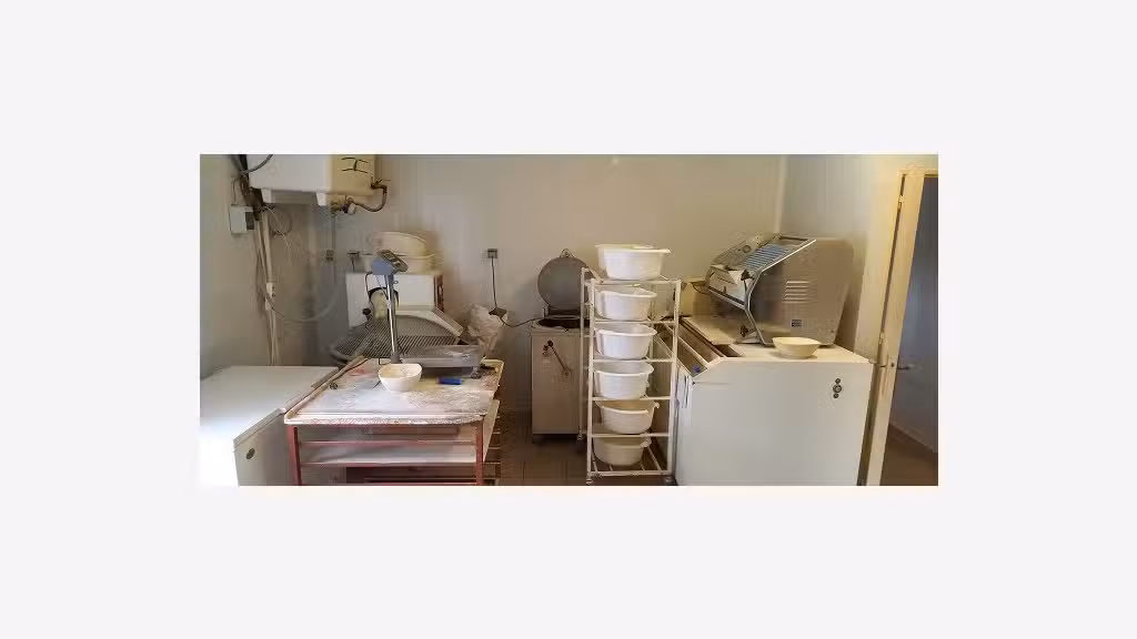A vendre boulangerie avec les murs village 71