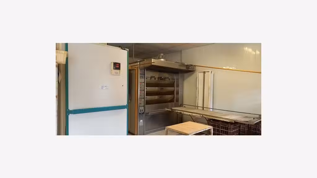 A vendre boulangerie avec les murs village 71