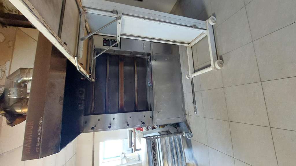 Vente boulangerie bio en centre bourg 20 km de Pau