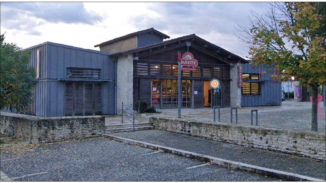 Vente boulangerie pâtisserie en couronne Niortaise