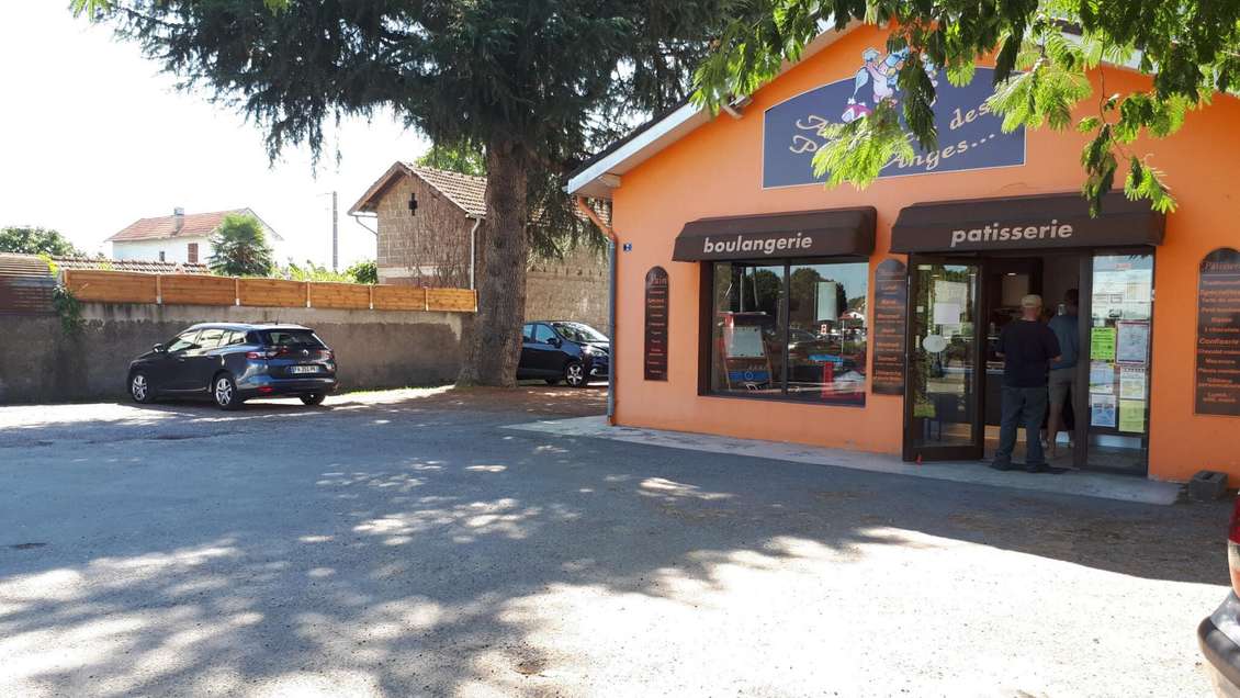 A vendre boulangerie avec parking à 10mn de Tarbes