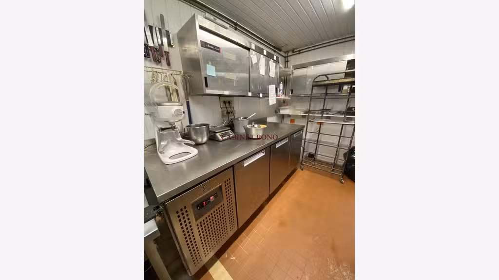 Av boulangerie pâtisserie 150m² prox Armentières
