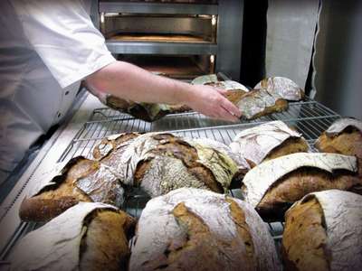 AUDE, vente boulangerie TOP emplacement rond-point